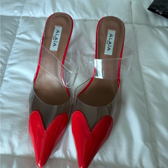 Shoes - Women's Red Heart-Detail Heels